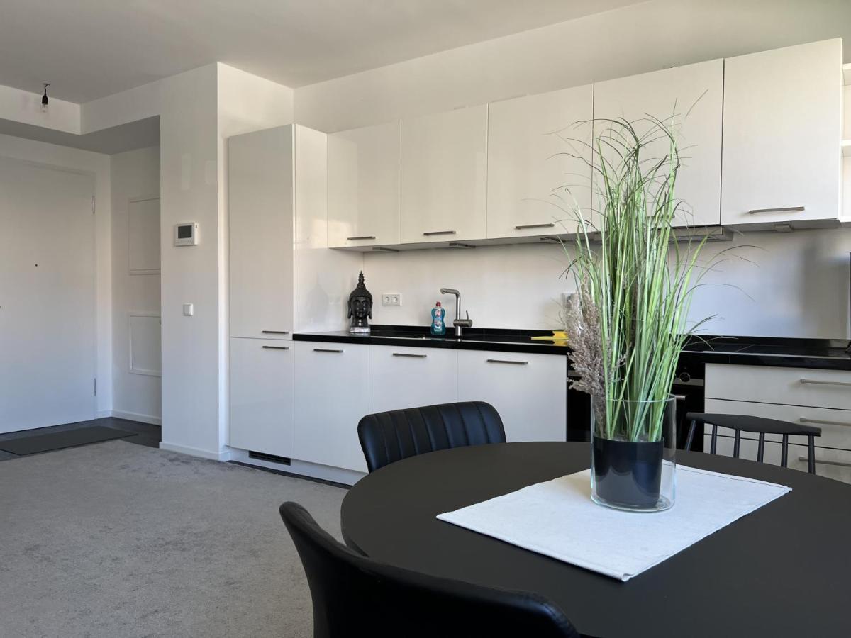 Luxury Waterfront Apartment ベルリン エクステリア 写真