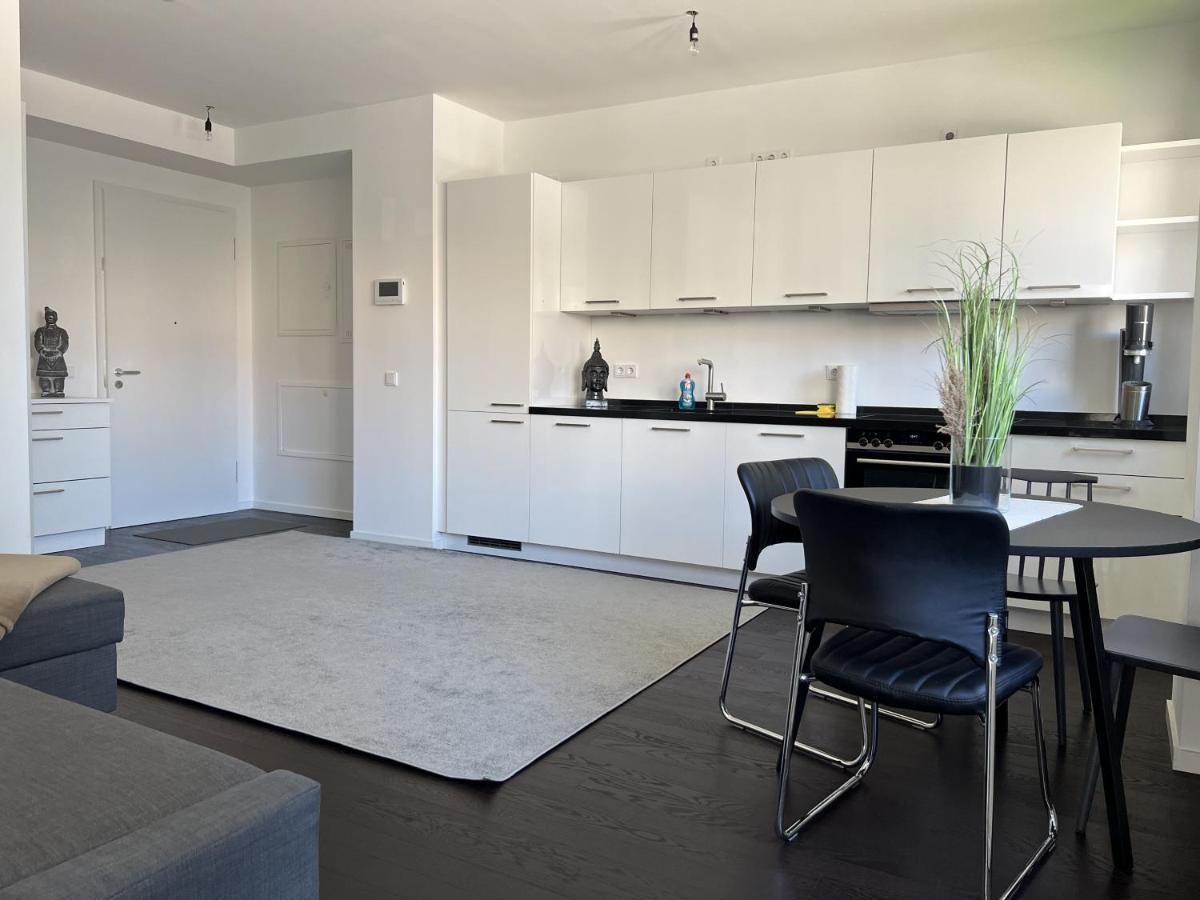 Luxury Waterfront Apartment ベルリン エクステリア 写真